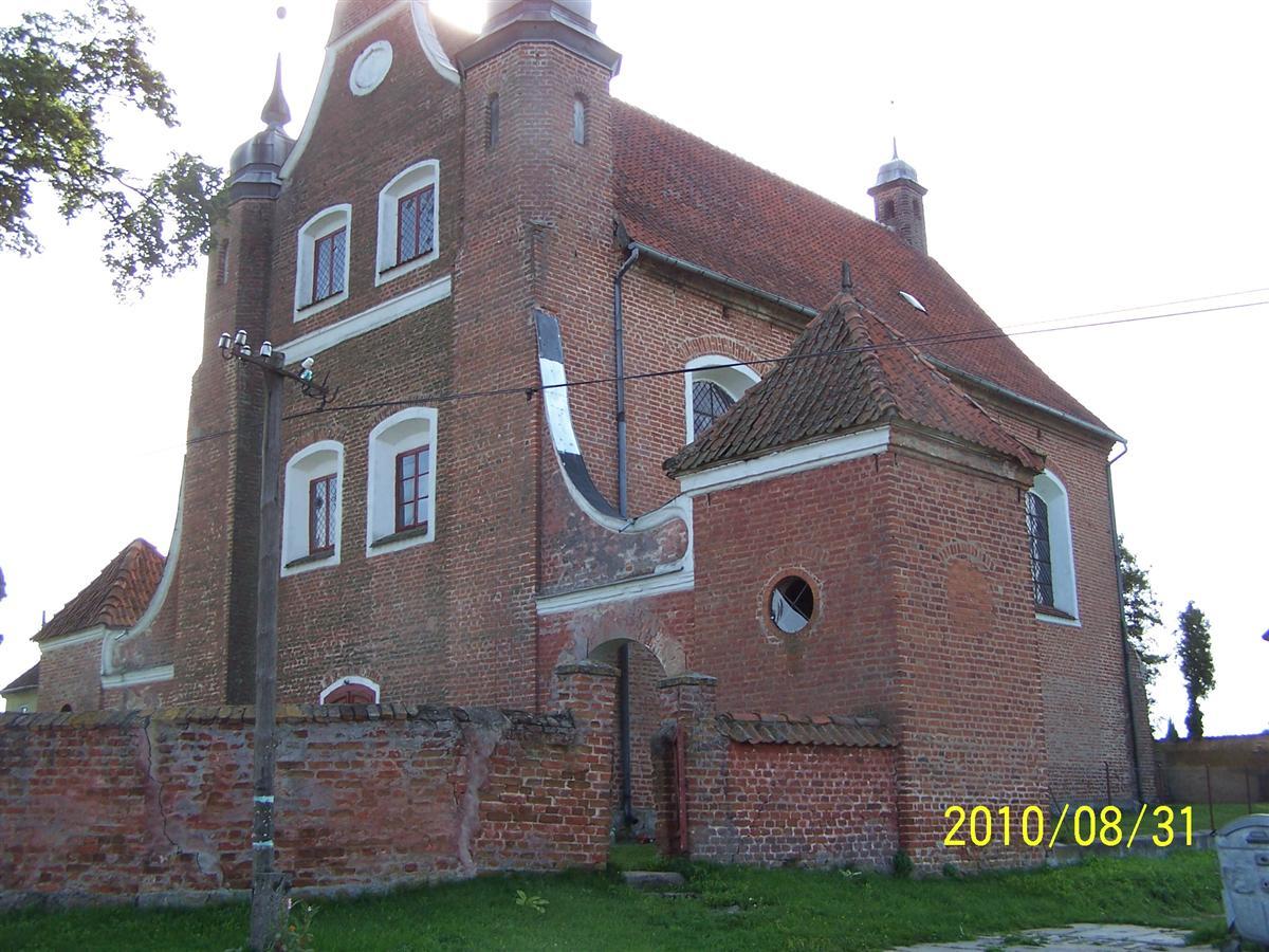 Międzylesie- Kościół pw. Krzyża św. i Matki Boskiej Bolesnej